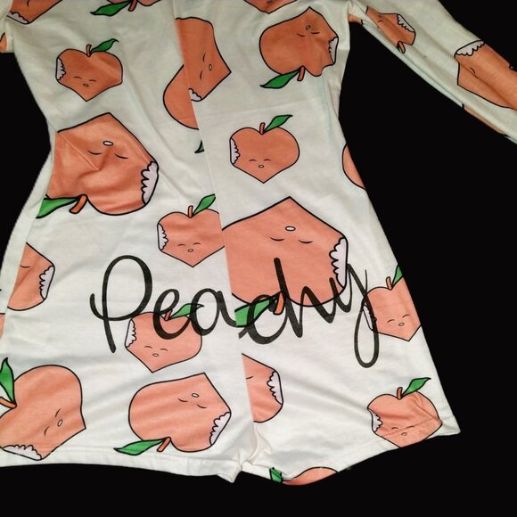 PrettyLittleThing Intimates & Sleepwear Peachy Romper Size Large - Picture 3 of 4